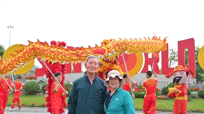 Sun World Ha Long: Experimentați Anul Nou Lunar al Calului cu mascota calului și muzica populară Xam Xuan.