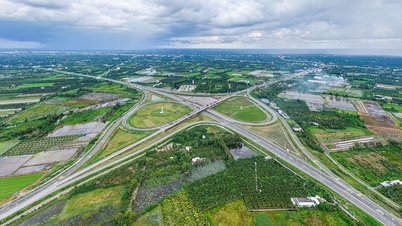 Seria wielomiliardowych projektów transportowych przyczynia się do przełomu w gospodarce Delty Mekongu.