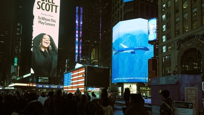 Wanneer beelden van Vietnam helder schijnen op Times Square tijdens Tet.