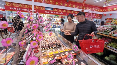 Los supermercados y mercados han vuelto a abrir y los precios son estables.