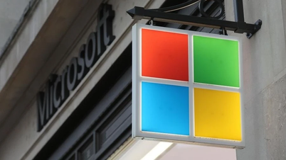 Microsoft tillkännager ett datalagringssystem på glas som kan hålla i 10 000 år.