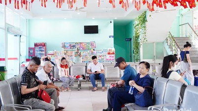 চন্দ্র নববর্ষের ছুটির পর মানুষ যখন কাজে এবং স্কুলে ফিরে আসে, তখন বিয়েন হোয়া স্টেশনে যাত্রীর সংখ্যা বাড়তে শুরু করে।