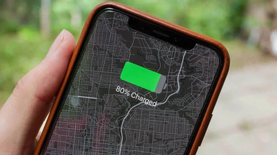 Los iPhones tienen una función que oculta la visualización del tiempo de carga de la batería.