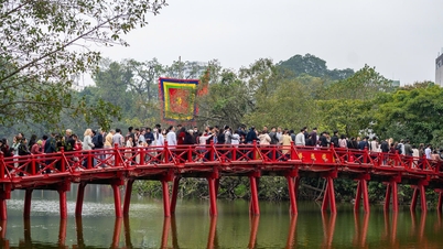 Hanoi is een populaire bestemming voor Britse toeristen, met een stijging van 103% in het aantal zoekopdrachten naar vluchten.