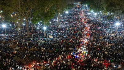 Trezentas mil pessoas compareceram ao Festival da Primavera da Montanha Ba Den em 2026.