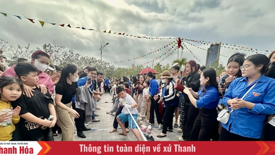 Tradisjonelle folkeleker spilles entusiastisk under Tet (månens nyttår) i Hac Thanh-distriktet.