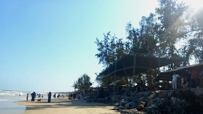 Quang Ngai: Três membros de uma família morreram afogados enquanto nadavam no mar.