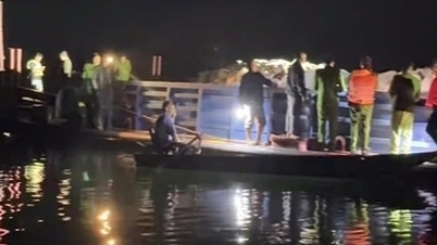 タックバ湖で23人を乗せた客船が沈没、6人行方不明。