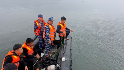 หน่วยคอมมานโดของกองทัพเรือเร่งค้นหาผู้สูญหายจากเหตุเรือล่มในทะเลสาบแทคบา