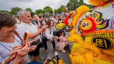 Orașul Hue înregistrează profituri uriașe în timpul sezonului turistic de Tet, multe hoteluri fiind complet rezervate în a 5-a zi a Anului Nou Lunar.