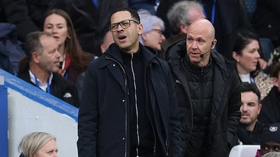 Manažer Chelsea Liam Rosenior: Někteří hráči Chelsea hrají nezodpovědně.