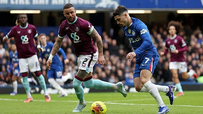 Chelsea, maçın son dakikasında yediği golle daha zayıf bir rakibe karşı puan kaybetti.