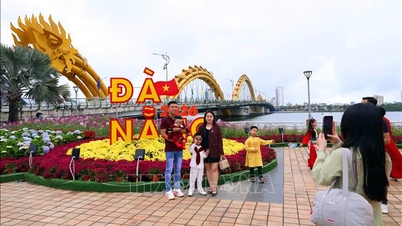 Da Nang dan Thanh Hoa menarik wisatawan selama liburan Tahun Baru Imlek.