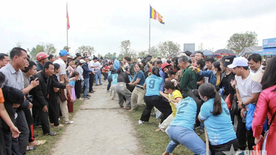Ha Tinh, Huong Tich Pagoda festivalini açarak Ha Tinh'in 2026 turizm yılının başlangıcını kutladı.