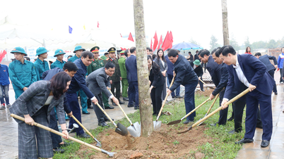 The Secretary of the Bac Ninh Provincial Party Committee attended the tree planting ceremony at the Ho Chi Minh Memorial Temple - Van Mieu Park.