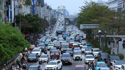 The gateways to the capital were crowded, but inner-city traffic remained relatively stable on the last day of the Tet holiday.