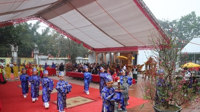 Die Gemeinde Suoi Hai organisiert das traditionelle Fest des Van-Lai-Gemeindehauses.