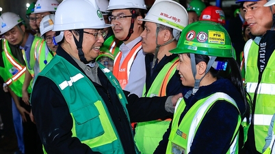 Hanoi moet de aanleg van stedelijke spoorwegen versnellen.