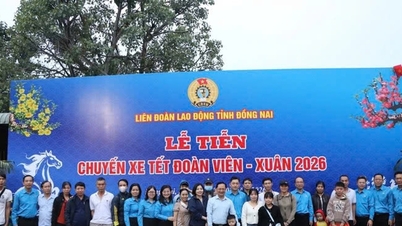 Dong Nai : Fourniture proactive de billets de bus aux travailleurs de retour, stabilisation de la main-d'œuvre après le Têt.