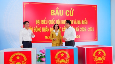 Ho Si Minh-város: Előrehozott választásokat tartanak a tengeren és a DK1 tengeri platformon a holdújév (a Ló éve) 10. napján.
