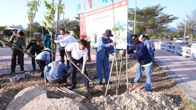 ভ্যান নিন কমিউন ২০২৬ সালের ঘোড়ার বছরের বসন্তকালীন বৃক্ষরোপণ উৎসবের উদ্বোধনী অনুষ্ঠানের আয়োজন করে।