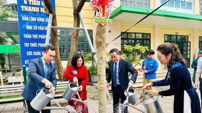 Phường Láng khởi động năm mới bằng Tết trồng cây