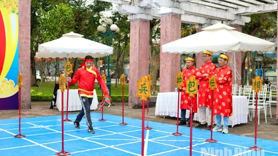 नाम दिन्ह वार्ड में चंद्र नव वर्ष (घोड़े का नव वर्ष) के उपलक्ष्य में जीवंत सांस्कृतिक और खेल गतिविधियाँ आयोजित की जा रही हैं।