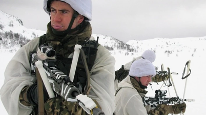 He wants to deploy ground troops to Ukraine after the conflict.