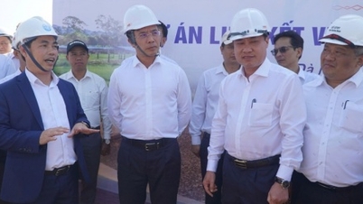 Ketua Da Nang: Kita tidak boleh membiarkan penundaan dan proyek baru dipercepat di akhir tahun.