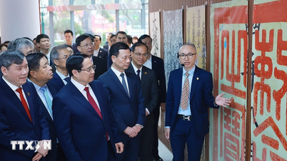 นายกรัฐมนตรีเยือนและทำงานร่วมกับสถาบันสังคมศาสตร์แห่งเวียดนาม