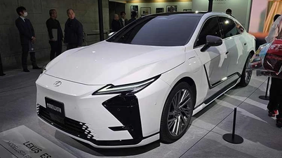 Lexus ES 2026 hạng sang nhận cọc tại Việt Nam, hé lộ ngày mở bán