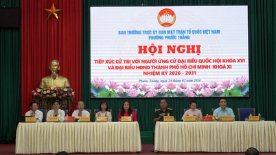 A Ho Si Minh-városi Nemzetgyűlés és Népi Tanács jelöltjei találkoznak a választókkal Phuoc Thang választókerületben.