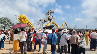 ហេតុអ្វីមិនប្រែក្លាយរូបសញ្ញាម៉ាស្កូតទៅជានិមិត្តសញ្ញាច្នៃប្រឌិត?