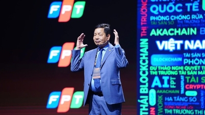 FPT 주식이 외국인 투자자들의 매도세에 직면해 있다: 단기적인 압력일까, 아니면 2026년 비전 달성을 위한 발판일까?