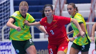 Vietnamees vrouwenfutsal tegen Australië (tweede helft) 0-1: Vietnam speelt met een powerplay.