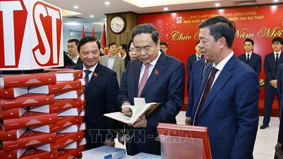 Speaker of the National Assembly: Strongly innovate the dissemination of publications on politics and law.