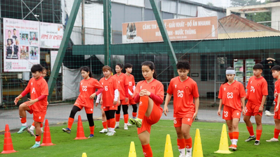 Echipa feminină U20 a Vietnamului se reunește, cu scopul de a se califica în finala Campionatului Asiatic din 2026.
