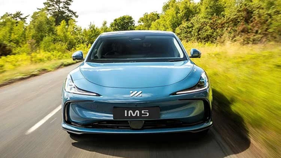 MG IM5، جس کی قیمت 1.1 بلین VND ہے، تھائی لینڈ میں لانچ ہونے والی ہے، جو ٹویوٹا کیمری کا "حریف" ہے۔