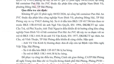Investigação de dois acidentes de trânsito em Hai Phong.