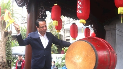 ハイバチュン区：王廟祭では多くのユニークなアクティビティが開催されます。