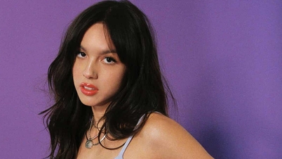 Olivia Rodrigo, beklenmedik bir şekilde Spotify listelerinde zirveye çıkarak milyarlarca dinlenme sayısına ulaşan birçok hit şarkıyı geride bıraktı.