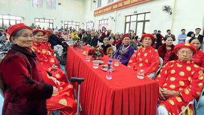 Les communes de Bat Xat et de Coc San ont organisé des fêtes d'anniversaire pour les personnes âgées de la région.