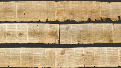 Israël expose la plus ancienne Bible du monde presque intacte.