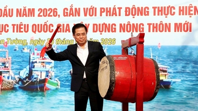 Předseda provinčního lidového výboru Nguyen Hoang Giang se zúčastnil slavnostního zahájení sezóny lovu mořských plodů v souvislosti se zahájením nového programu rozvoje venkova v roce 2026.