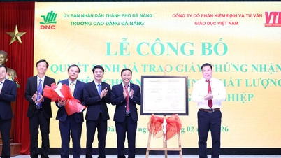 មហាវិទ្យាល័យដាណាំងសម្រេចបានស្តង់ដារទទួលស្គាល់សម្រាប់ស្ថាប័នអប់រំវិជ្ជាជីវៈ។