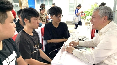 Ho Chi Minh City University of Technology adjusts its comprehensive admissions process with several new features.