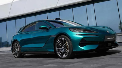 Memperkenalkan Denza Z9 GT 2026 terbaru, yang menawarkan jangkauan listrik penuh lebih dari 1000 km.