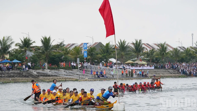 Da Nang: Izgalmas hajóversenyek a Thu Bon folyón.