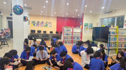Ho Chi Minh-stadens utbildningsdepartement: Skolor i hela staden anpassar skolplanerna för att anpassa sig till de nya läroböckerna.