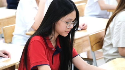 Hanoi efectuează evaluarea calității elevilor din clasele a XI-a și a XII-a pe baza structurii examenului de absolvire a liceului din 2025.